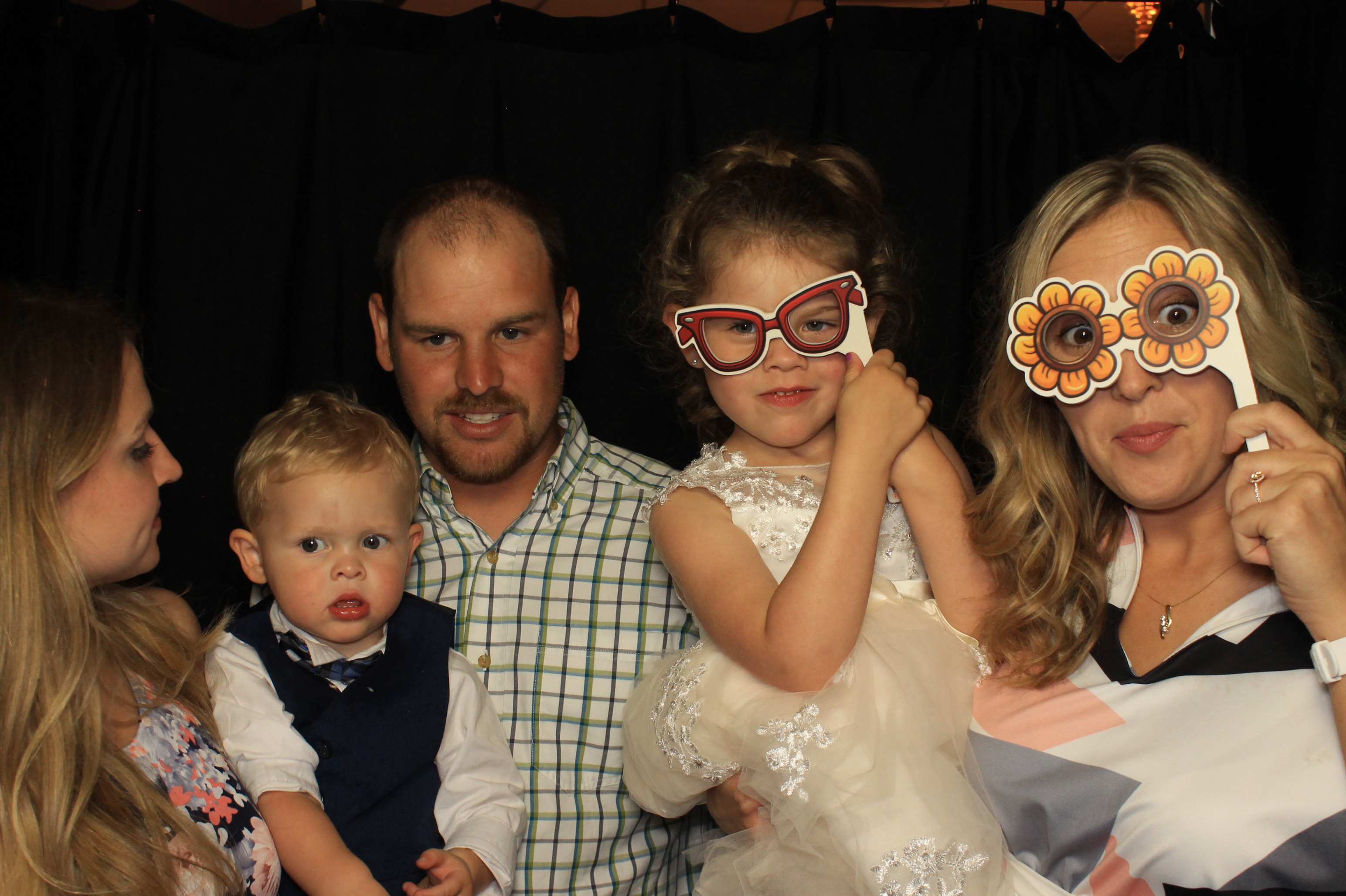 Meredith and Doug Wedding | View more photos from the event at gallery.photoboothcincy.com/u/PhotoBoothCincy/Meredith-and-Doug-Wedding
